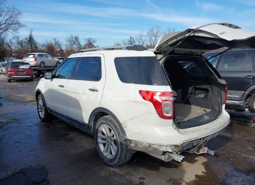 Photo 3 of 2012 Ford Explorer XLT (VIN 1FMHK7D83CGA21602)