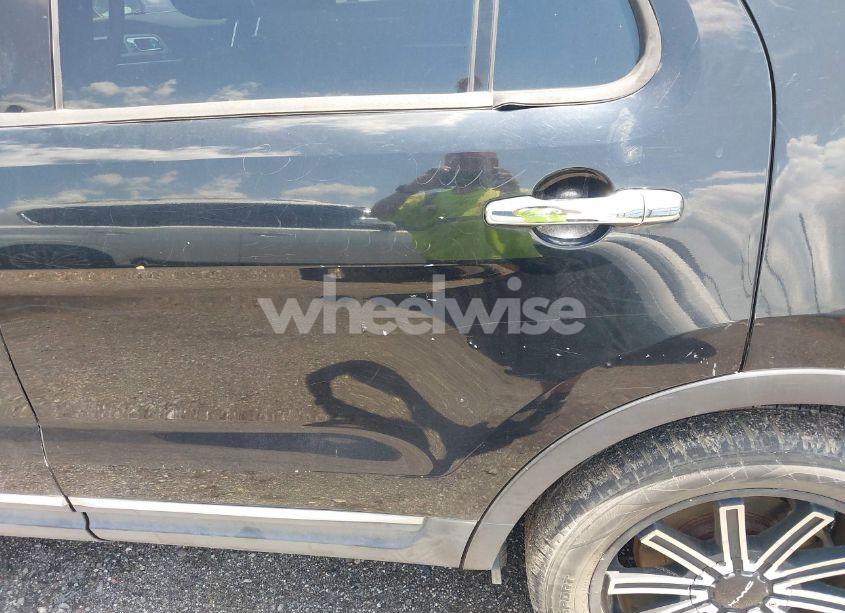 Photo 13 of 2012 Ford Explorer XLT (VIN 1FMHK7D83CGA34527)