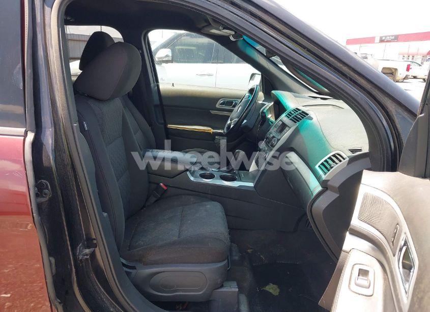 Photo 5 of 2012 Ford Explorer XLT (VIN 1FMHK7D83CGA34527)