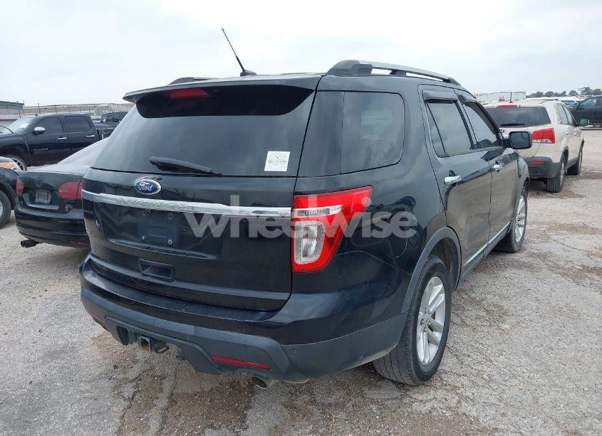 Photo 4 of 2012 Ford Explorer XLT (VIN 1FMHK7D83CGA47729)