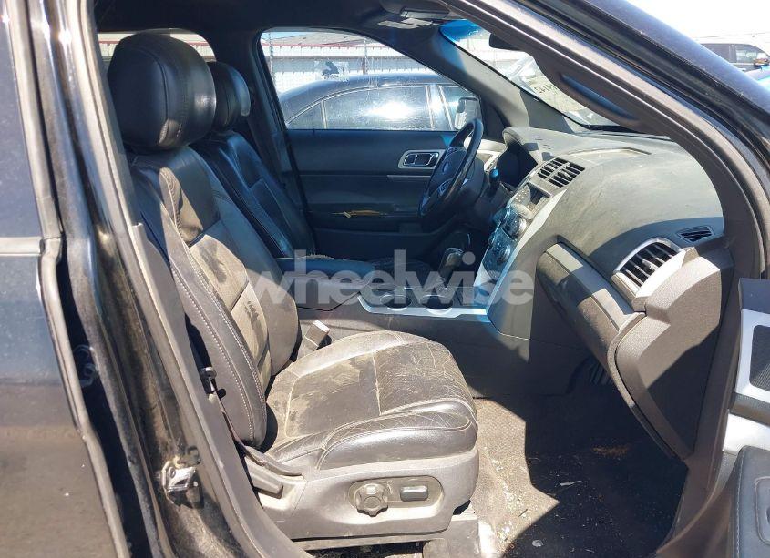 Photo 5 of 2012 Ford Explorer XLT (VIN 1FMHK7D83CGA47729)