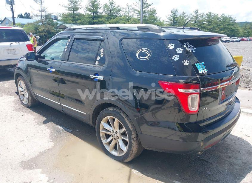 Photo 3 of 2012 Ford Explorer XLT (VIN 1FMHK7D83CGA53269)