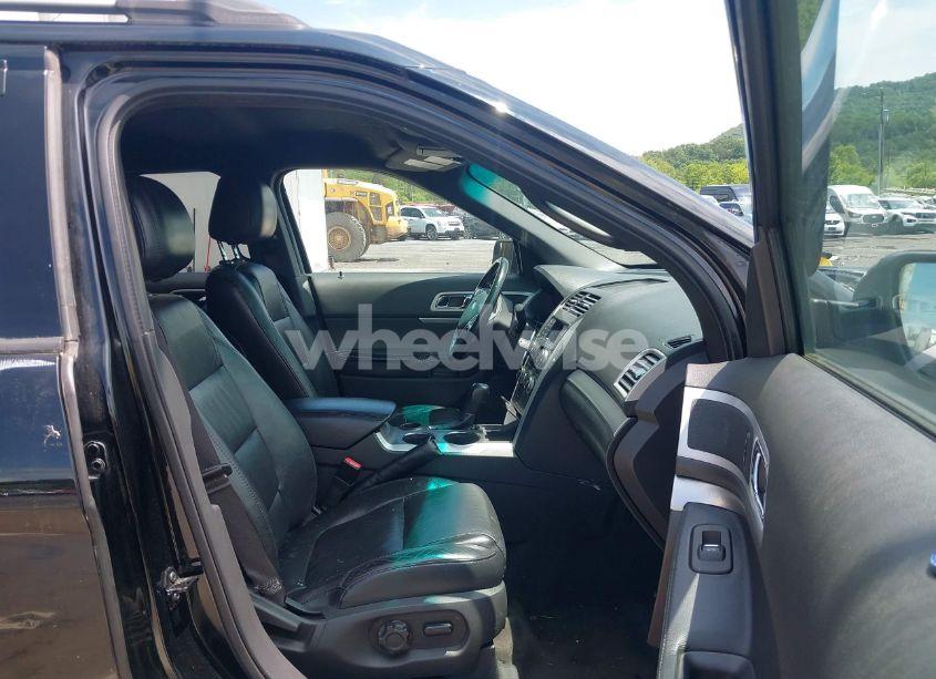 Photo 5 of 2012 Ford Explorer XLT (VIN 1FMHK7D83CGA53269)