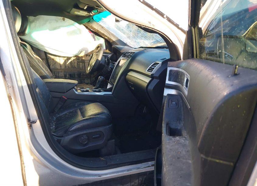 Photo 5 of 2012 Ford Explorer XLT (VIN 1FMHK7D83CGA54664)