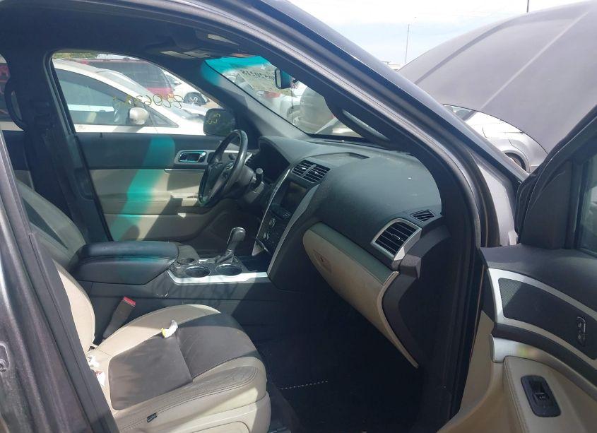 Photo 5 of 2012 Ford Explorer XLT (VIN 1FMHK7D83CGA54969)