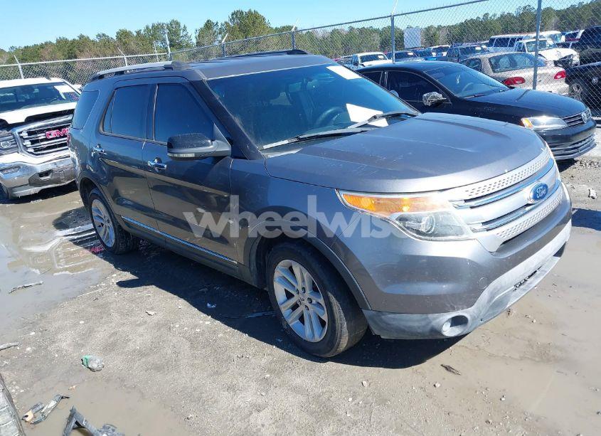 2012 Ford Explorer XLT (VIN 1FMHK7D83CGA74574) main photo