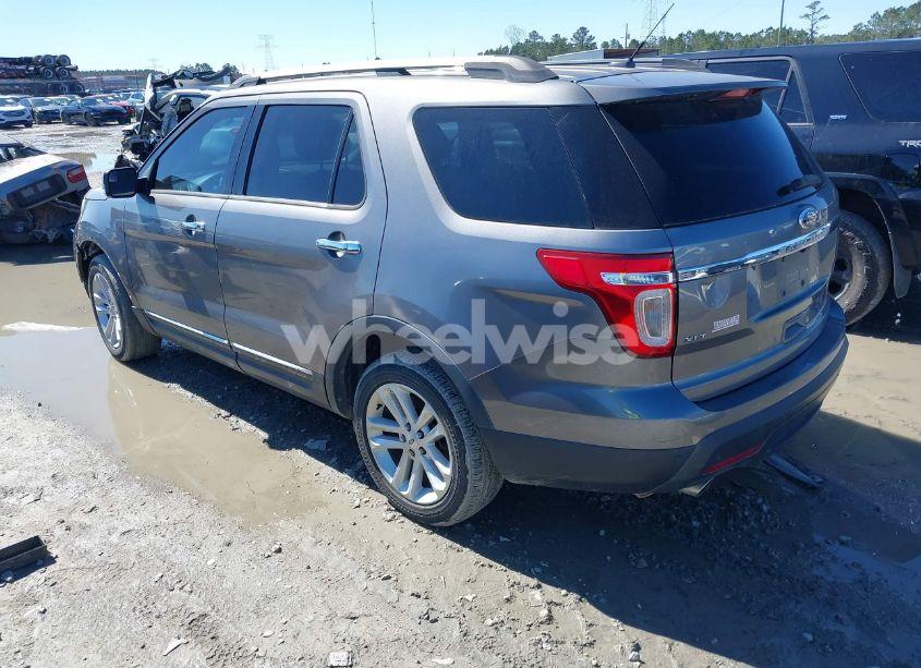 Photo 3 of 2012 Ford Explorer XLT (VIN 1FMHK7D83CGA74574)