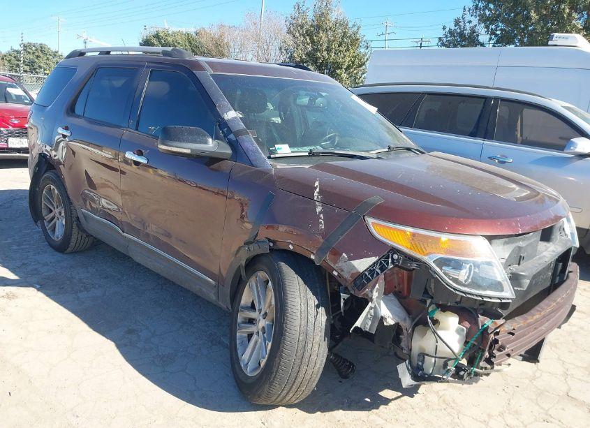 2012 Ford Explorer XLT (VIN 1FMHK7D83CGB01529) main photo