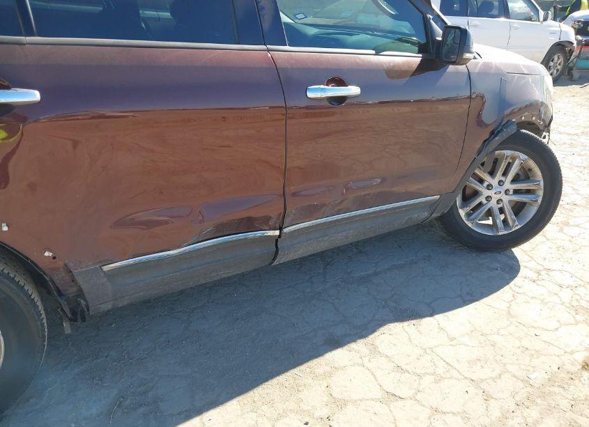 Photo 6 of 2012 Ford Explorer XLT (VIN 1FMHK7D83CGB01529)