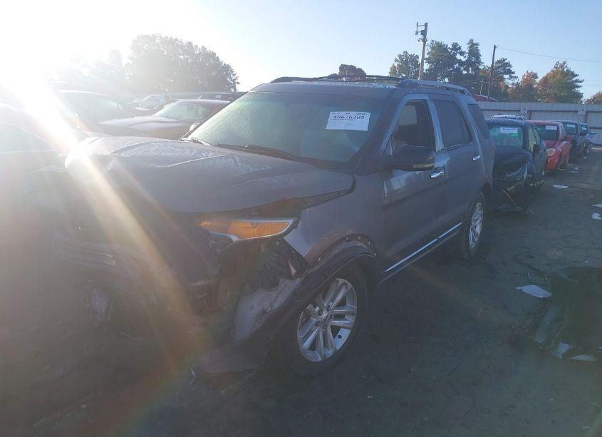 Photo 2 of 2012 Ford Explorer XLT (VIN 1FMHK7D84CGA38697)