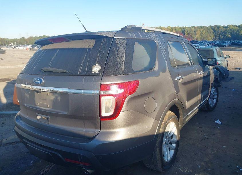 Photo 4 of 2012 Ford Explorer XLT (VIN 1FMHK7D84CGA38697)