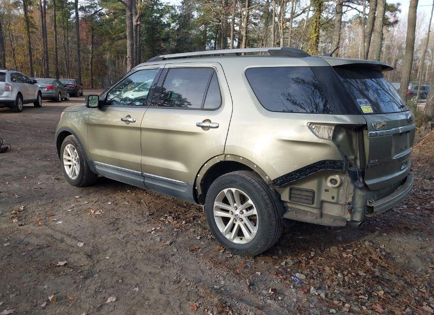 Photo 3 of 2012 Ford Explorer XLT (VIN 1FMHK7D84CGA99452)