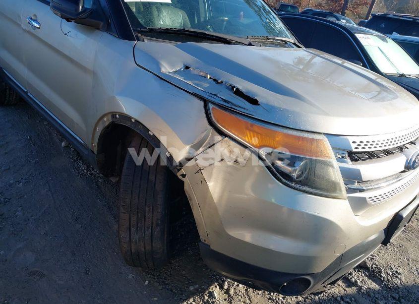 Photo 6 of 2011 Ford Explorer XLT (VIN 1FMHK7D85BGA24337)