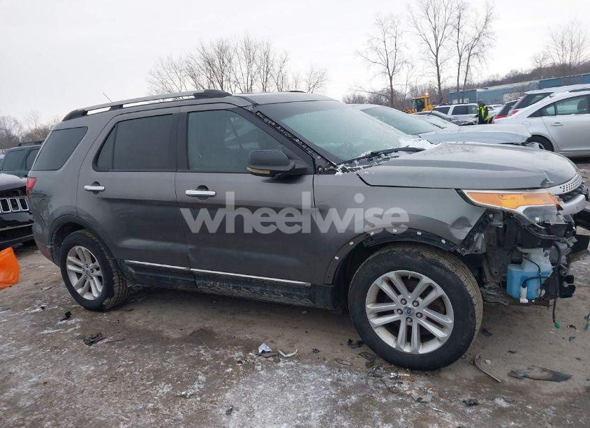 Photo 14 of 2011 Ford Explorer XLT (VIN 1FMHK7D85BGA37928)