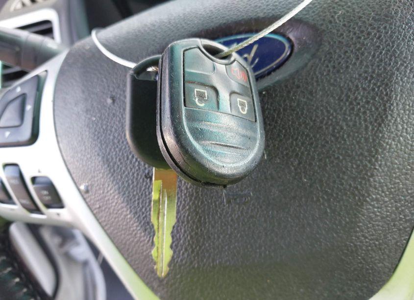 Photo 11 of 2011 Ford Explorer XLT (VIN 1FMHK7D85BGA81573)