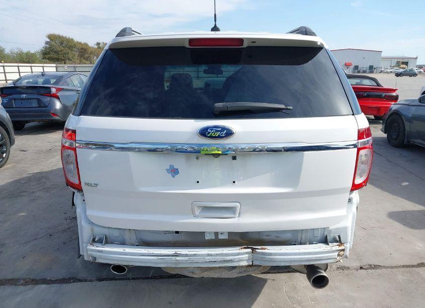 Photo 17 of 2011 Ford Explorer XLT (VIN 1FMHK7D85BGA81573)