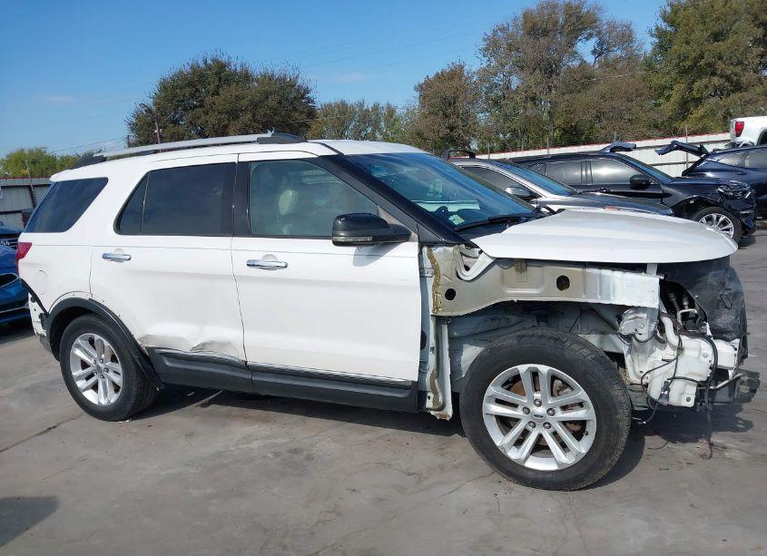 Photo 21 of 2011 Ford Explorer XLT (VIN 1FMHK7D85BGA81573)