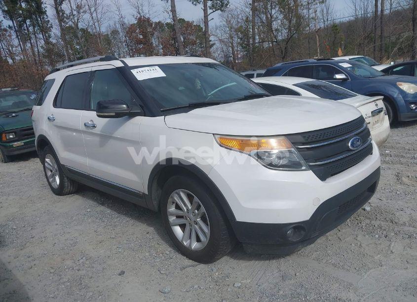 2012 Ford Explorer XLT (VIN 1FMHK7D85CGA07121) main photo