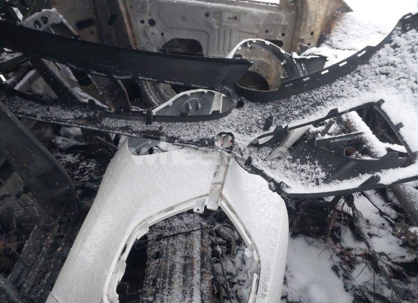 Photo 5 of 2012 Ford Explorer XLT (VIN 1FMHK7D85CGA38305)