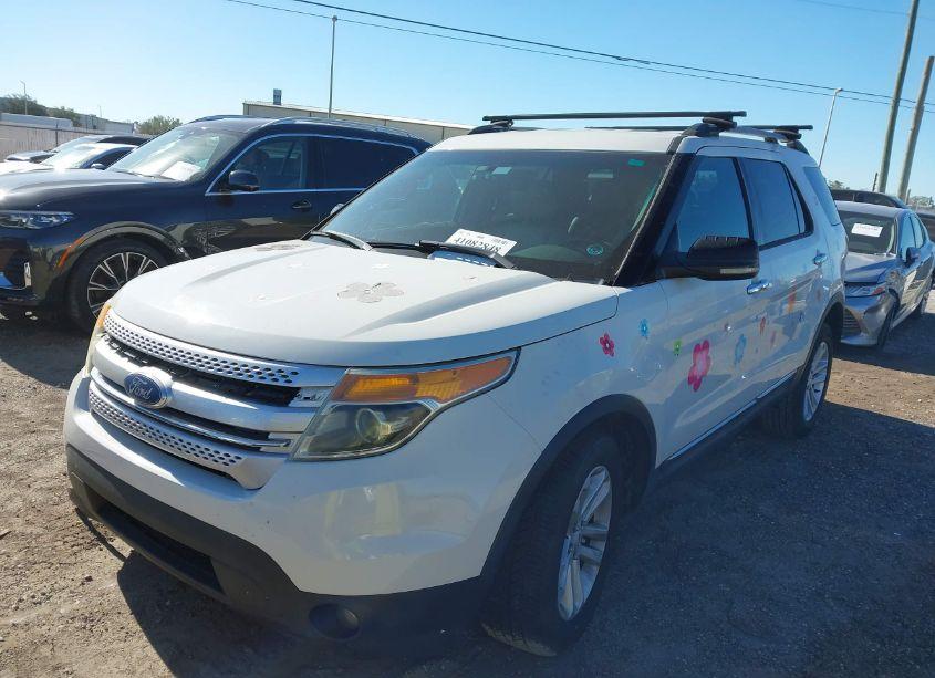 Photo 2 of 2012 Ford Explorer XLT (VIN 1FMHK7D85CGA44878)