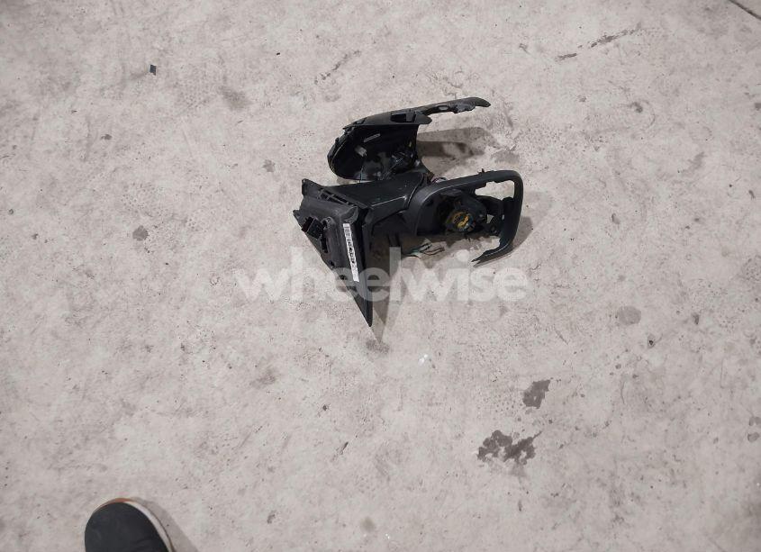 Photo 12 of 2011 Ford Explorer XLT (VIN 1FMHK7D86BGA11516)