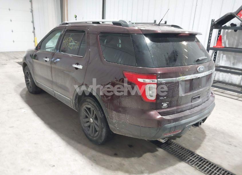 Photo 3 of 2011 Ford Explorer XLT (VIN 1FMHK7D86BGA11516)