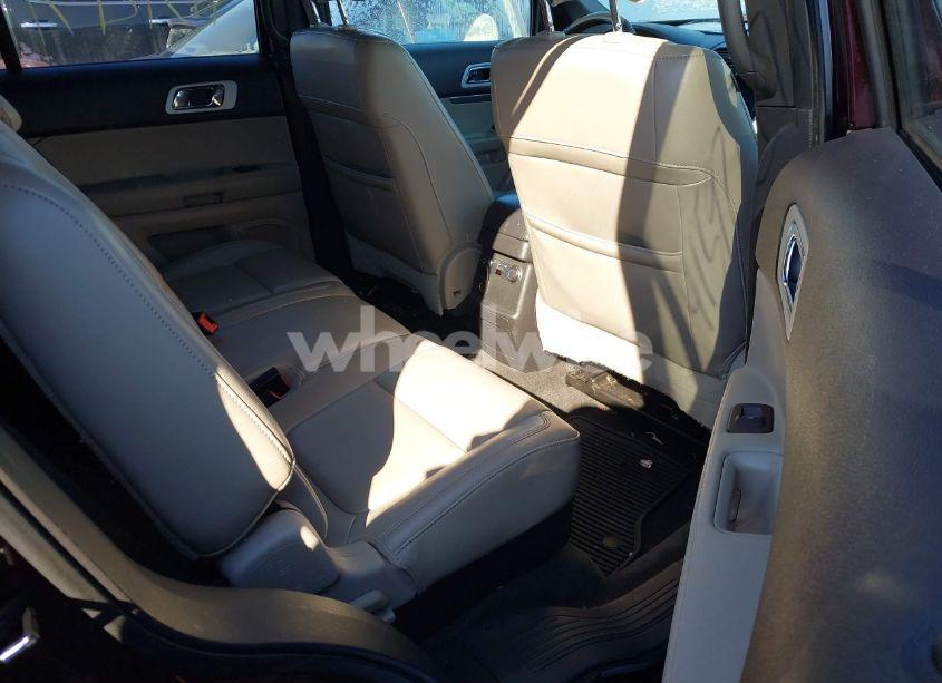 Photo 8 of 2011 Ford Explorer XLT (VIN 1FMHK7D86BGA11516)