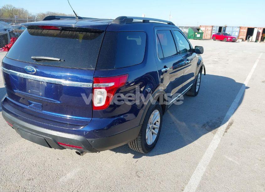 Photo 4 of 2011 Ford Explorer XLT (VIN 1FMHK7D86BGA82554)