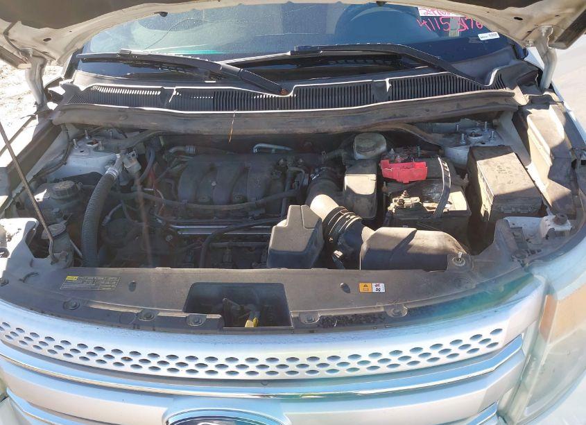 Photo 10 of 2011 Ford Explorer XLT (VIN 1FMHK7D86BGA94087)