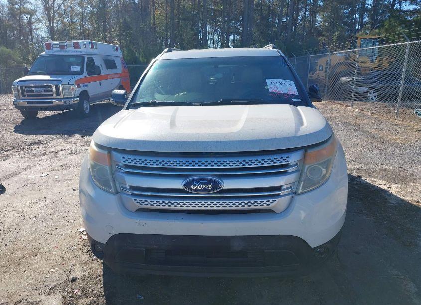 Photo 12 of 2011 Ford Explorer XLT (VIN 1FMHK7D86BGA94087)