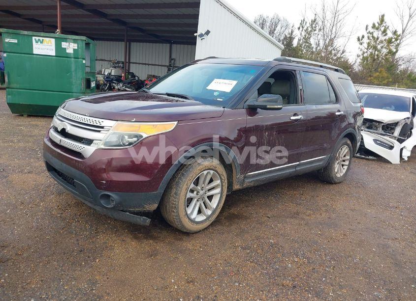 Photo 2 of 2011 Ford Explorer XLT (VIN 1FMHK7D87BGA37641)