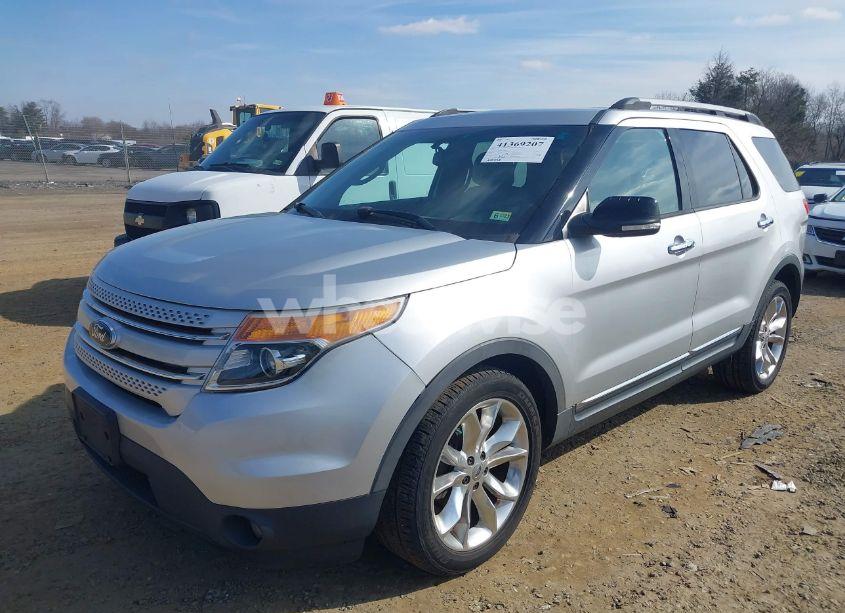 Photo 2 of 2011 Ford Explorer XLT (VIN 1FMHK7D87BGA59803)