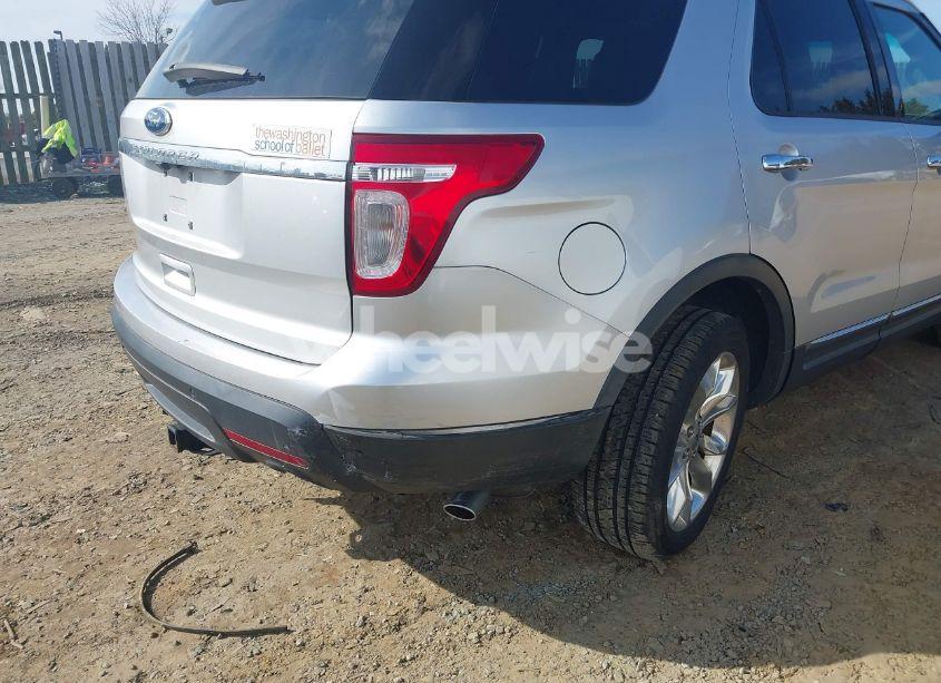 Photo 6 of 2011 Ford Explorer XLT (VIN 1FMHK7D87BGA59803)