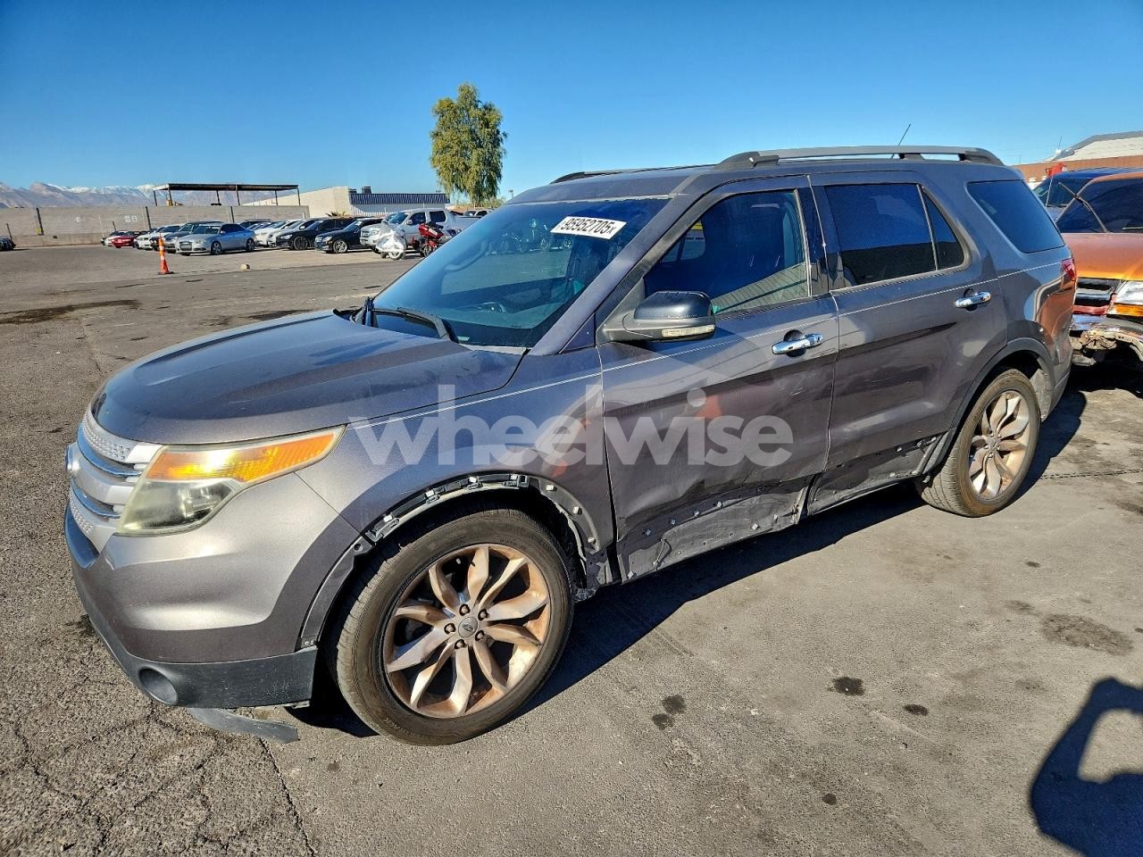 2011 FORD EXPLORER XLT (VIN 1FMHK7D87BGA73197) main photo