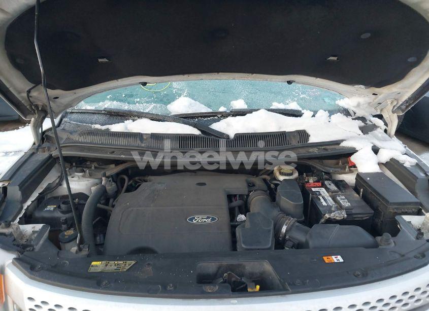 Photo 10 of 2011 Ford Explorer XLT (VIN 1FMHK7D88BGA44341)