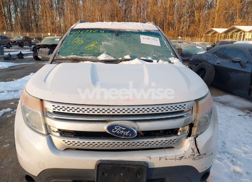 Photo 13 of 2011 Ford Explorer XLT (VIN 1FMHK7D88BGA44341)
