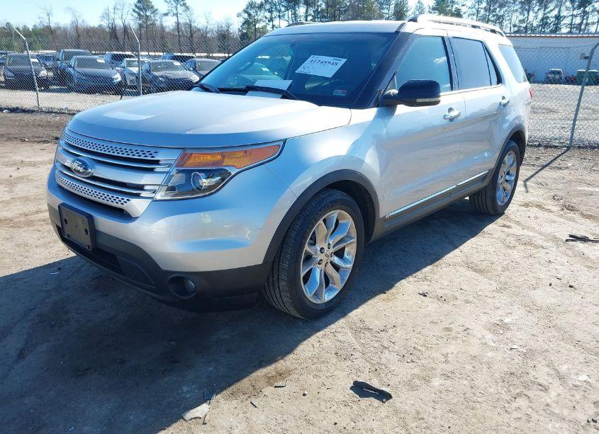 Photo 2 of 2011 Ford Explorer XLT (VIN 1FMHK7D88BGA63360)