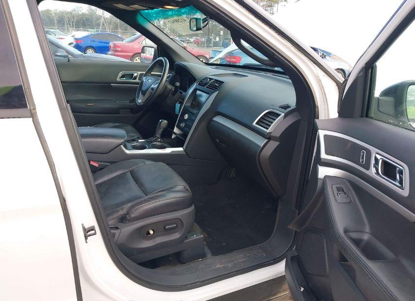 Photo 5 of 2011 Ford Explorer XLT (VIN 1FMHK7D88BGA92101)