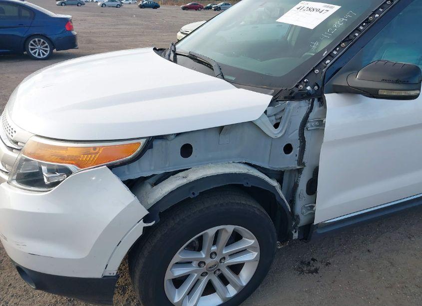 Photo 6 of 2011 Ford Explorer XLT (VIN 1FMHK7D88BGA92101)