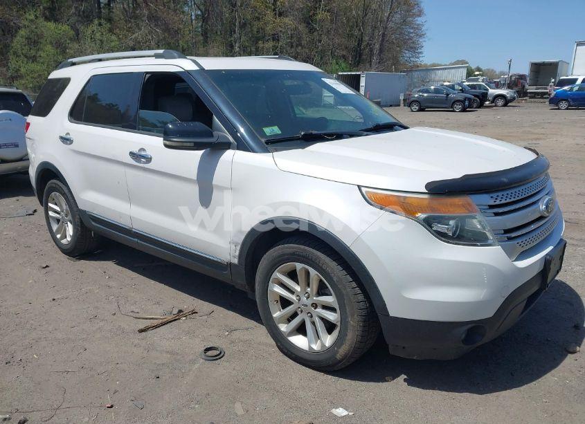 2012 Ford Explorer XLT (VIN 1FMHK7D88CGA09008) main photo
