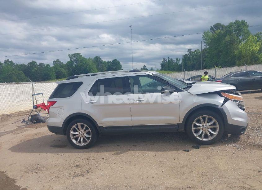 Photo 13 of 2012 Ford Explorer XLT (VIN 1FMHK7D88CGA71153)