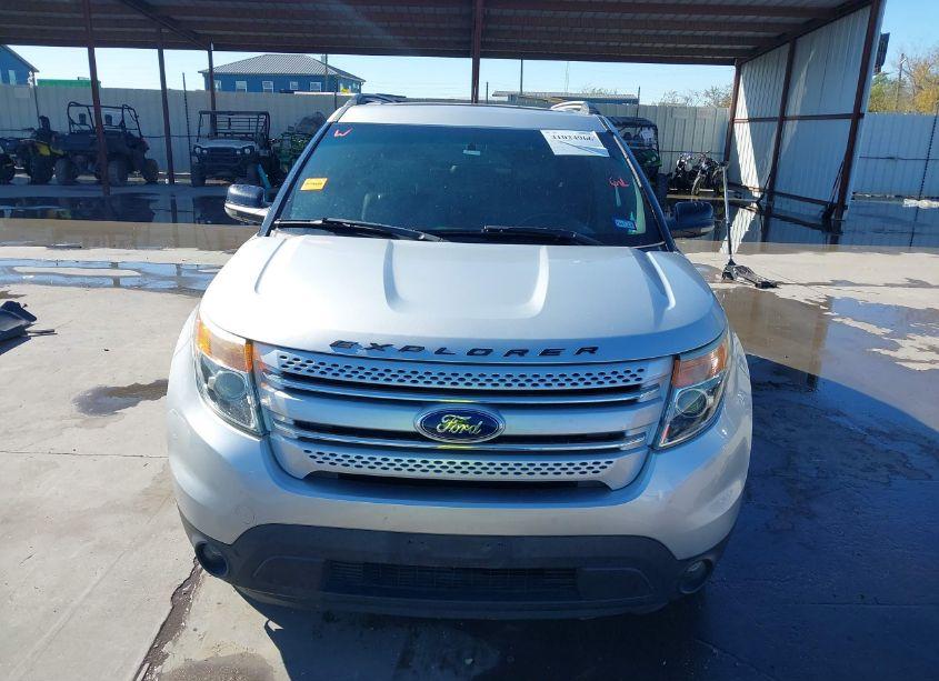 Photo 12 of 2011 Ford Explorer XLT (VIN 1FMHK7D89BGA93645)