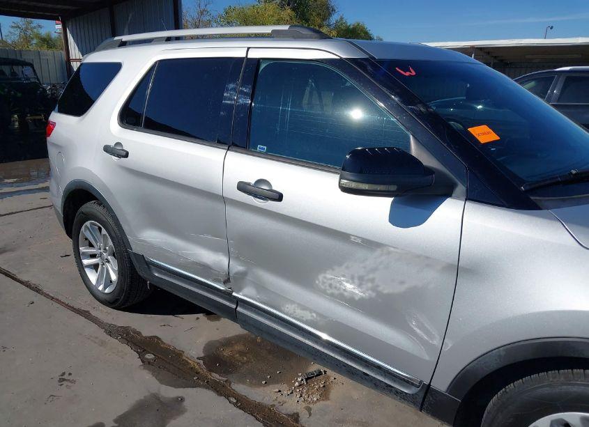 Photo 6 of 2011 Ford Explorer XLT (VIN 1FMHK7D89BGA93645)