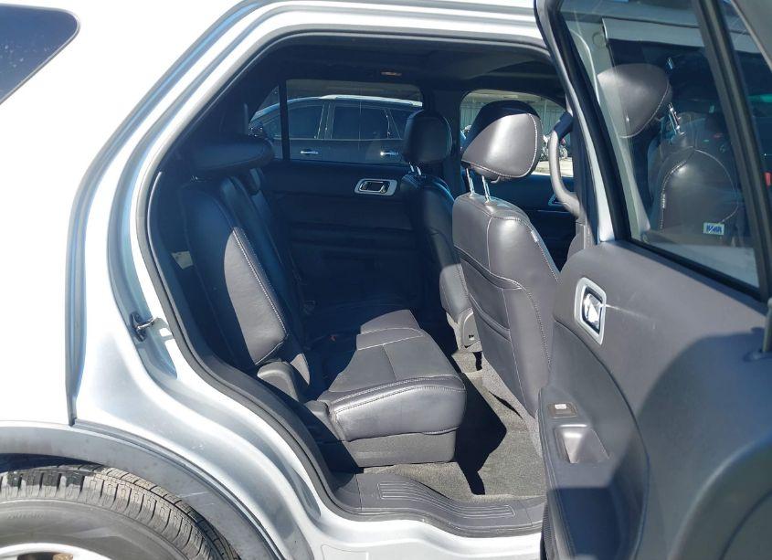 Photo 8 of 2011 Ford Explorer XLT (VIN 1FMHK7D89BGA93645)