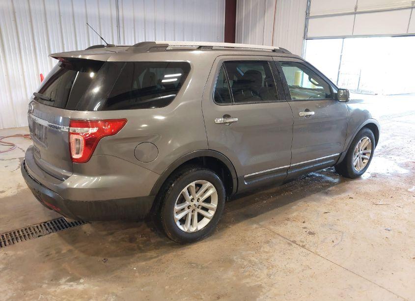 Photo 4 of 2012 Ford Explorer XLT (VIN 1FMHK7D89CGA41224)