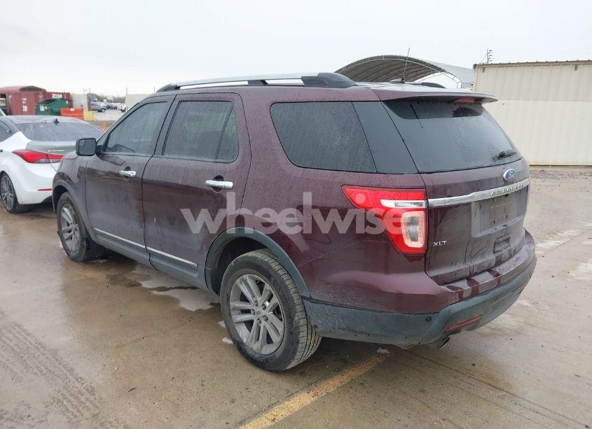 Photo 3 of 2011 Ford Explorer XLT (VIN 1FMHK7D8XBGA28125)