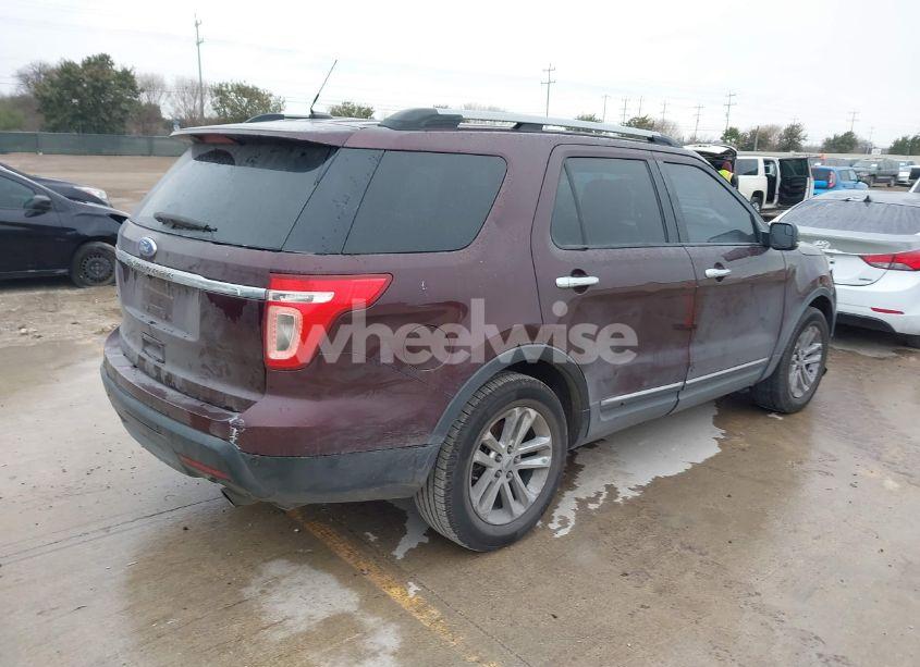 Photo 4 of 2011 Ford Explorer XLT (VIN 1FMHK7D8XBGA28125)