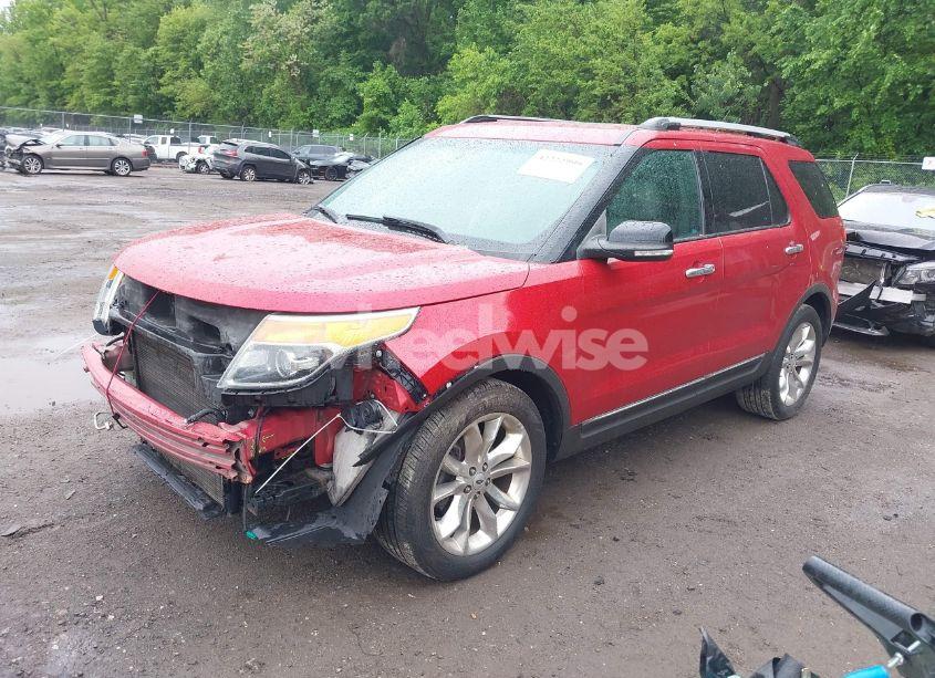 Photo 2 of 2012 Ford Explorer XLT (VIN 1FMHK7D8XCGA23931)