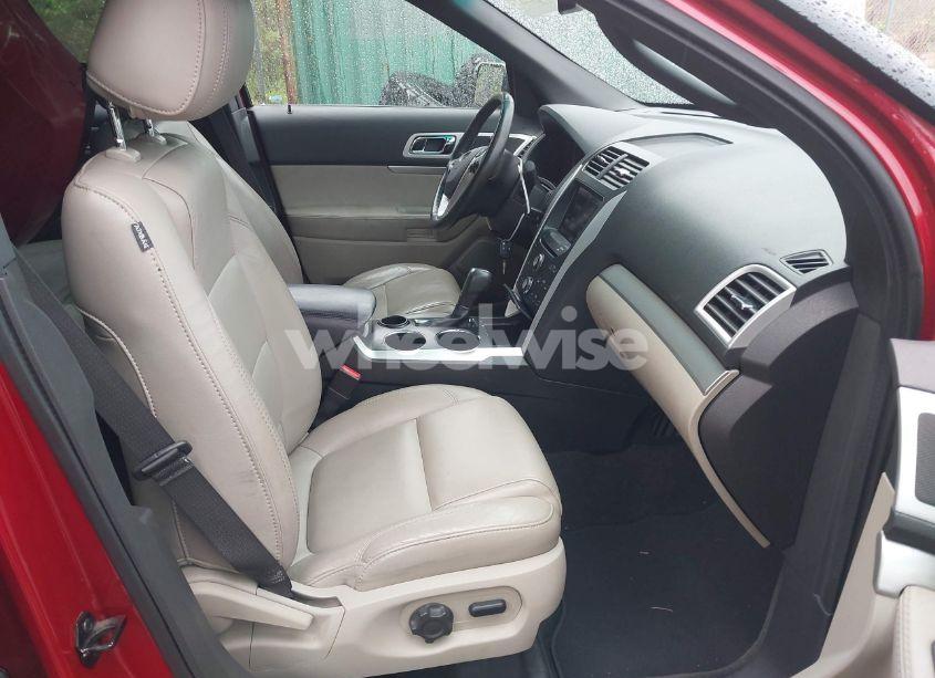 Photo 5 of 2012 Ford Explorer XLT (VIN 1FMHK7D8XCGA23931)