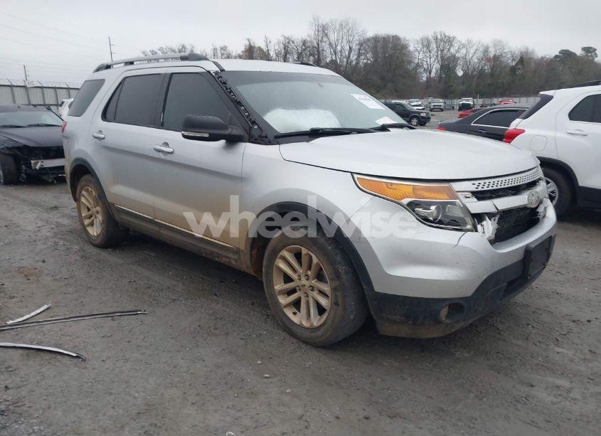 2012 Ford Explorer XLT (VIN 1FMHK7D97CGA02432) main photo